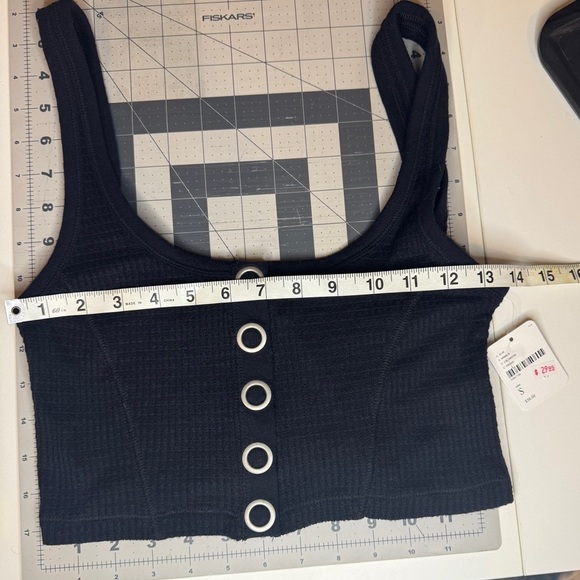 *NWT* Free People Snap Up Ribbed Cropped Halter Tank Top / Shirt (Orig. $38) - Picture 2 of 7